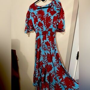 Beautiful dress to wear on a beach or lake.